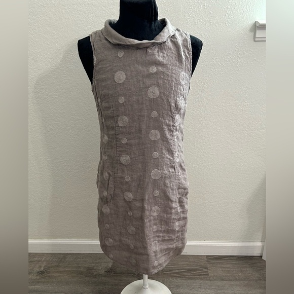 Lina Tomei Linen Sleeveless Dress - Picture 1 of 8